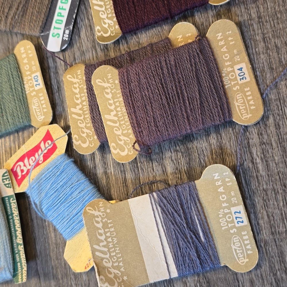 Vintage Darning Thread - Picture 5 of 6